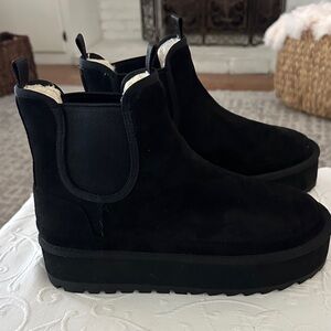 Bacia Platform Boots for Women with Fur Interior Suede Winter Boots NWOT